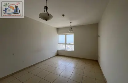 Apartment - 3 Bedrooms - 5 Bathrooms for rent in Al Mamzar - Al Mamzar - Sharjah - Sharjah