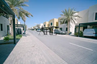 فيلا - 4 غرف نوم - 5 حمامات للبيع في مدينة الشارقة المستدامة - الشارقة