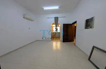 Apartment - 1 Bedroom - 1 Bathroom for rent in Central District - Al Ain