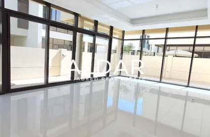 فيلا - 3 غرف نوم - 4 حمامات للايجار في روتشستر - داماك هيلز - دبي