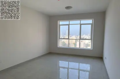 Apartment - 2 Bedrooms - 3 Bathrooms for rent in Cornish Tower - Al Rumaila - Ajman