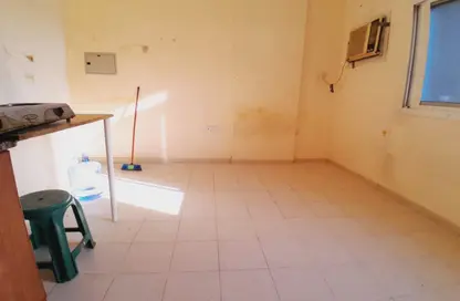Apartment - Studio - 1 Bathroom for rent in Al Mujarrah - Al Sharq - Sharjah