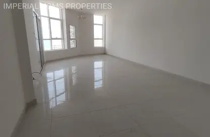 Apartment - 2 Bedrooms - 2 Bathrooms for rent in Al Rumailah building - Al Rumailah 2 - Al Rumaila - Ajman