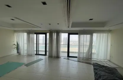 Apartment - 3 Bedrooms - 3 Bathrooms for rent in Al Khan Corniche - Al Khan - Sharjah