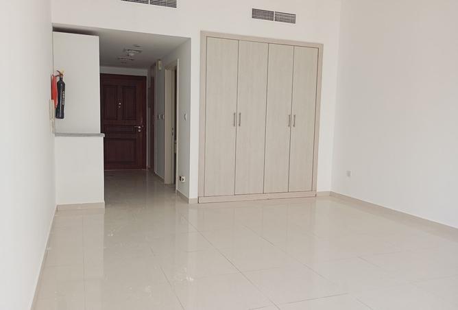 Studio Apartment in Barsha Heights - 64k