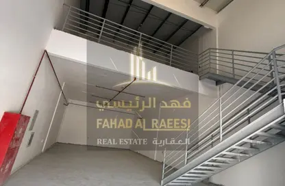مستودع - استوديو - 2 حمامات للايجار في الجرف الصناعية 1 - الجرف الصناعية - عجمان