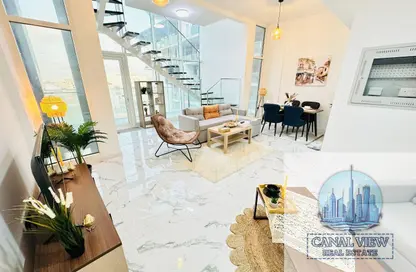 Duplex - 2 Bedrooms - 3 Bathrooms for rent in Oasis 2 - Oasis Residences - Masdar City - Abu Dhabi