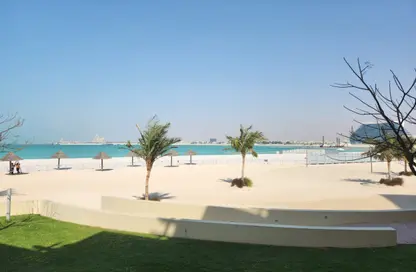 شقة - 1 حمام للايجار في فيروز - باب البحر - جزيرة المرجان - رأس الخيمة