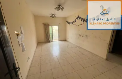 Apartment - 1 Bedroom - 1 Bathroom for rent in Ajman Creek Towers - Al Rashidiya 1 - Al Rashidiya - Ajman