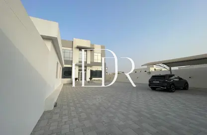 Villa - 5 Bedrooms - 6 Bathrooms for rent in Madinat Al Riyad - Abu Dhabi