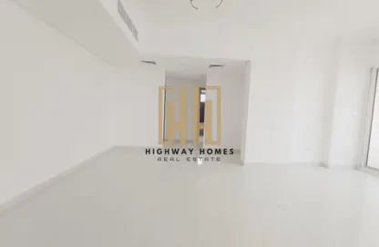 Apartment - 2 Bedrooms - 3 Bathrooms for rent in Muwaileh 29 Building - Muwaileh - Sharjah