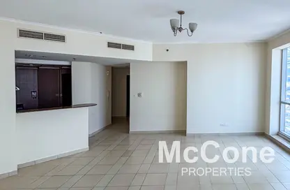 Apartment - 2 Bedrooms - 2 Bathrooms for rent in The Torch - Dubai Marina - Dubai