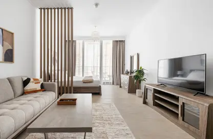 Apartment - Studio - 1 Bathroom for sale in LIV Residence - Dubai Marina - Dubai