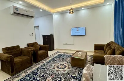 شقة - غرفة نوم - 2 حمامات للايجار في مساكن كورنيش عجمان - طريق كورنيش عجمان - عجمان