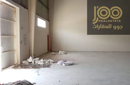 مستودع - استوديو - 1 حمام للايجار في أم درع - أم القيوين
