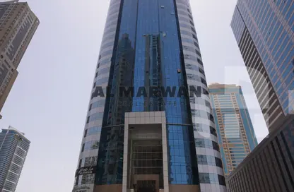 Apartment - 3 Bedrooms - 4 Bathrooms for rent in Robot Park Tower - Al Khan - Sharjah