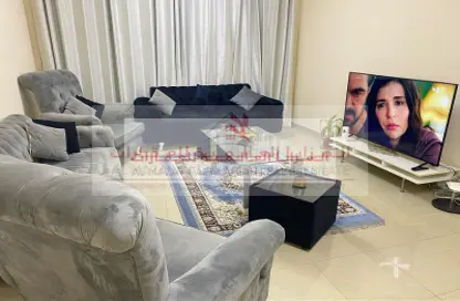 شقة - 2 غرف نوم - 2 حمامات للايجار في مبنى تاريام - شارع التعاون - التعاون - الشارقة