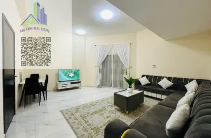 شقة - 2 غرف نوم - 2 حمامات للايجار في مساكن كورنيش عجمان - طريق كورنيش عجمان - عجمان