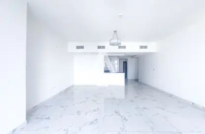 Apartment - 3 Bedrooms - 4 Bathrooms for rent in Noora - Umm Hurair 1 - Umm Hurair - Dubai