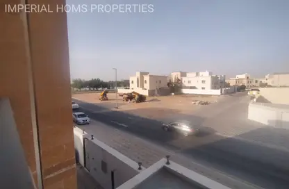 شقة - 5 غرف نوم - 6 حمامات للايجار في قرية الاميرة - الياسمين - عجمان