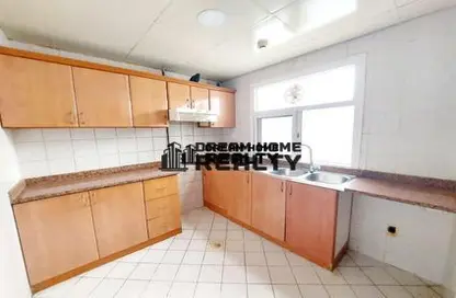 Apartment - 1 Bedroom - 1 Bathroom for rent in Al Khan Lagoon Tower - Al Khan Lagoon - Al Khan - Sharjah