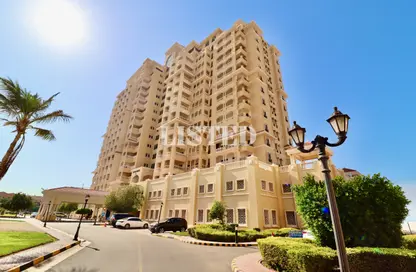 شقة - 2 غرف نوم - 3 حمامات للايجار في رويال بريز 2 - رويال بريز - قرية الحمرا - رأس الخيمة
