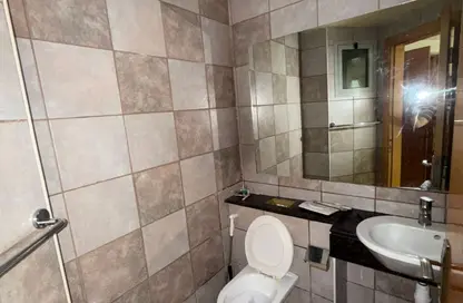 Apartment - 2 Bedrooms - 3 Bathrooms for rent in Thuraya Al Majaz Building - Al Majaz 3 - Al Majaz - Sharjah