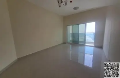 شقة - 2 غرف نوم - 2 حمامات للايجار في أبراج بحيرة الإمارات - مدينة الإمارات - عجمان