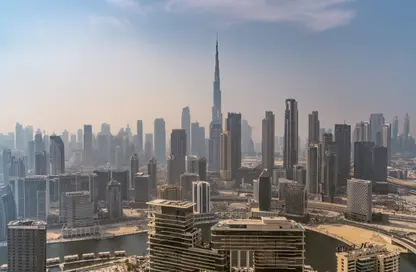 شقة - 2 غرف نوم - 2 حمامات للايجار في تاور B - داماك تاورز من باراماونت - الخليج التجاري - دبي