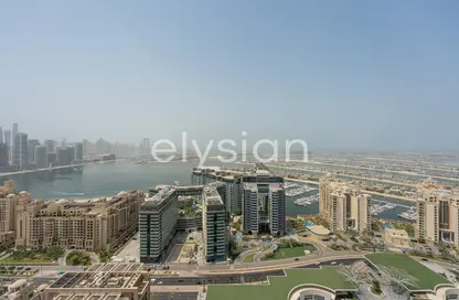 Apartment - Studio - 1 Bathroom for rent in The Palm Tower - Palm Jumeirah - Dubai