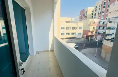 شقة - غرفة نوم - 2 حمامات للايجار في المطينه 658 - المطينة - ديرة - دبي