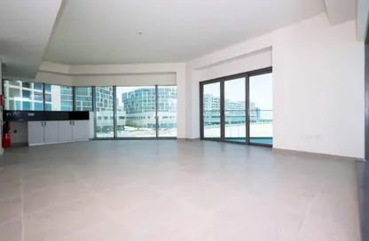 عمارة بالكامل - استوديو - 8 حمامات للبيع في كورنيش الخالدية - الخالدية - أبوظبي