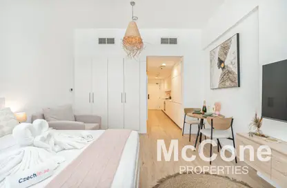 Apartment - Studio - 1 Bathroom for rent in Golf Vista 2 - Golf Vista - DAMAC Hills - Dubai