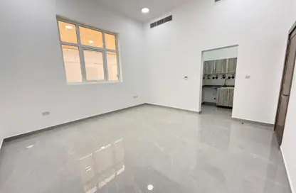 شقة - 1 حمام للايجار في مدينة الرياض - أبوظبي