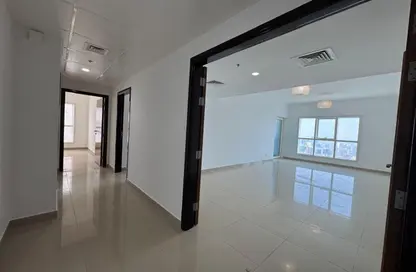 Apartment - 2 Bedrooms - 3 Bathrooms for rent in Al Khan - Sharjah