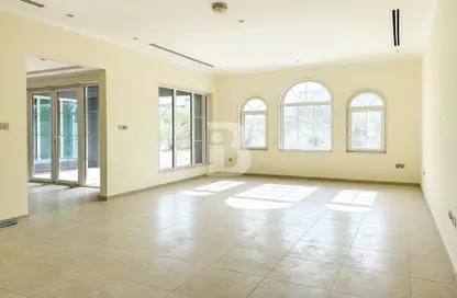Villa - 3 Bedrooms - 3 Bathrooms for rent in Legacy - Jumeirah Park - Dubai