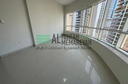 Apartment - 4 Bedrooms - 5 Bathrooms for rent in Robot Park Tower - Al Khan - Sharjah
