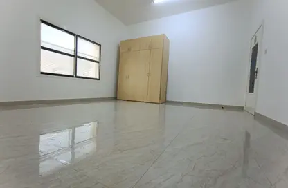 Apartment - Studio - 1 Bathroom for rent in Mohamed Bin Zayed Centre - Mohamed Bin Zayed City - Abu Dhabi