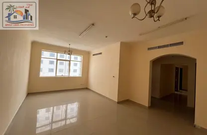 Apartment - 2 Bedrooms - 2 Bathrooms for rent in Al Khan Lagoon - Al Khan - Sharjah
