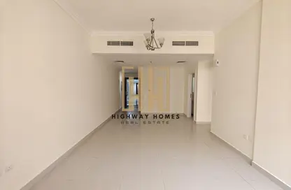 Apartment - 1 Bedroom - 2 Bathrooms for rent in UOS - Muwaileh Commercial - Sharjah
