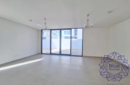 Villa - 4 Bedrooms - 6 Bathrooms for rent in Al Hamriyah - Sharjah